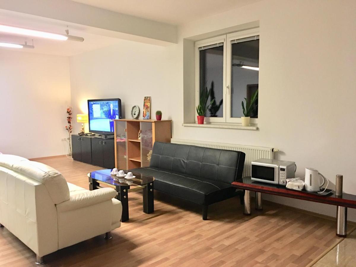 Klidne A Utulne Ubytovani Brno Stary Liskovec Appartement Buitenkant foto