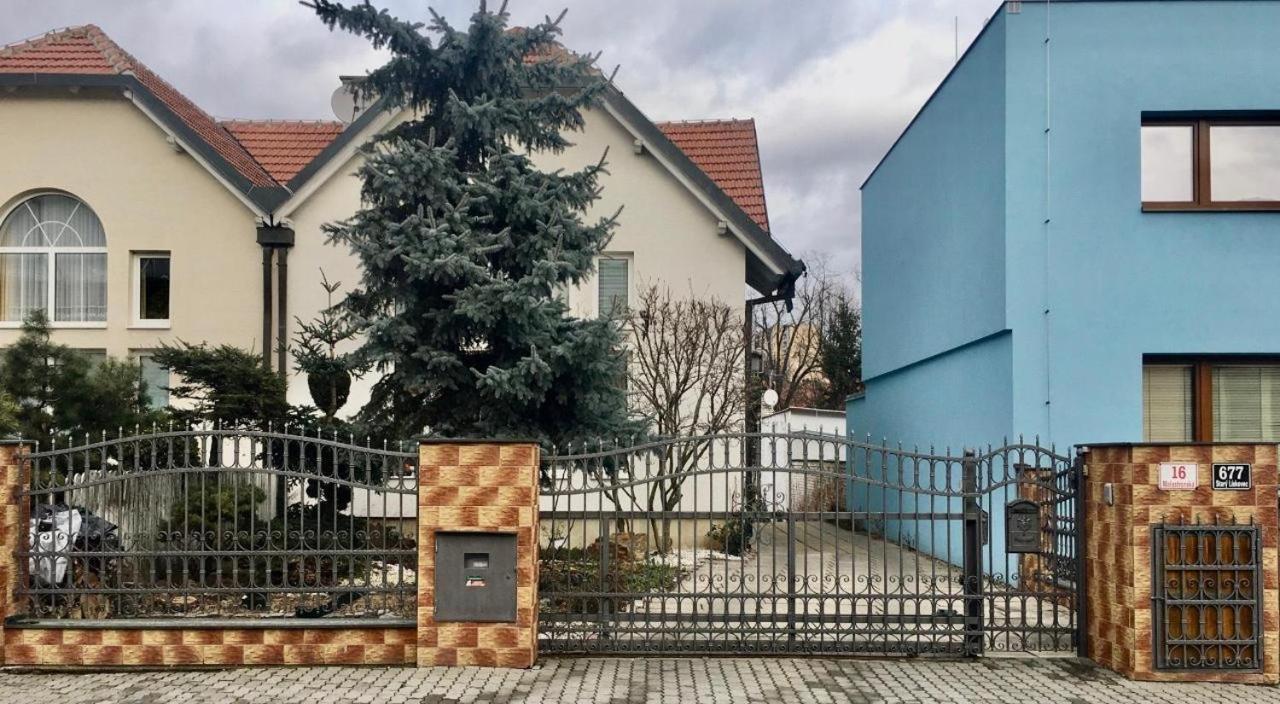 Klidne A Utulne Ubytovani Brno Stary Liskovec Buitenkant foto
